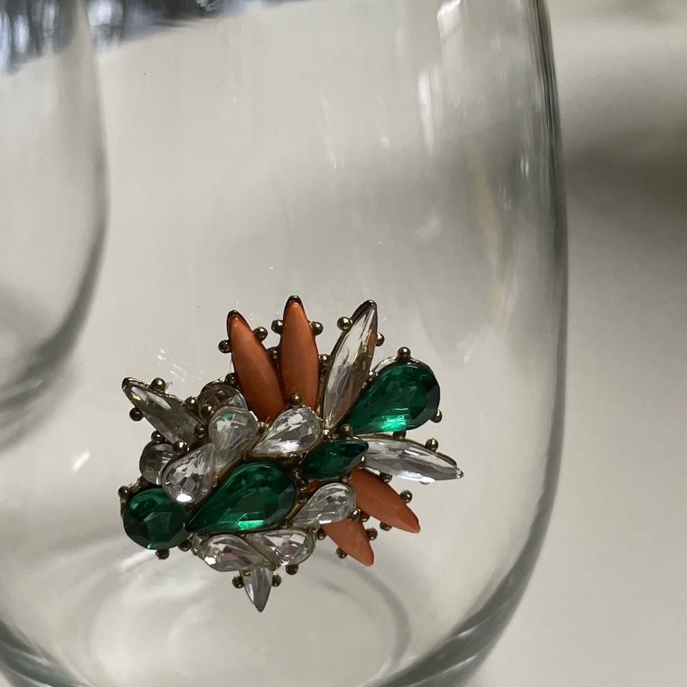 Hand crafted stemless wine glass vintage jewelry embellished crystal enamel - Picture 3 of 7